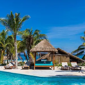 2* Hotel Ojo De Agua