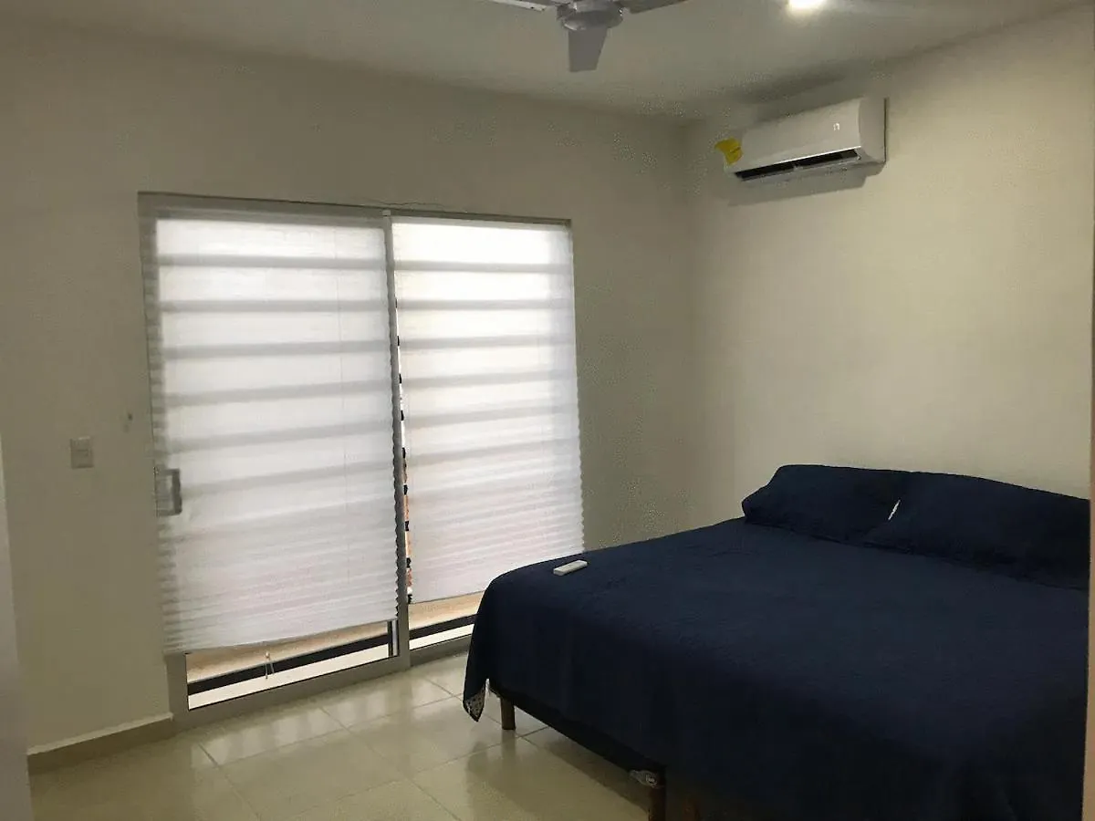 Casa Linda - Habitacion Puerto Morelos-Cancun-Playa Del Carmen Bed & Breakfast