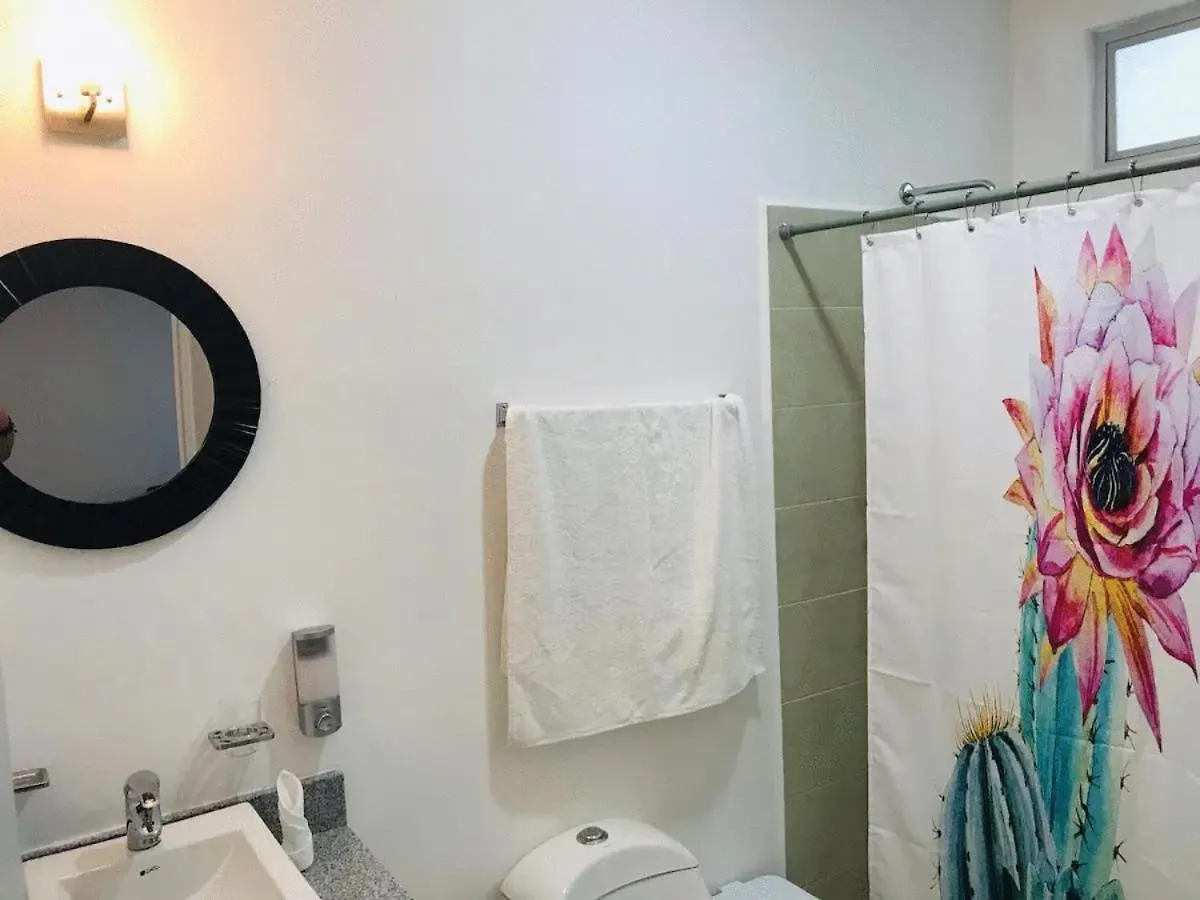 Casa Linda - Habitacion Puerto Morelos-Cancun-Playa Del Carmen Bed & Breakfast 0*,